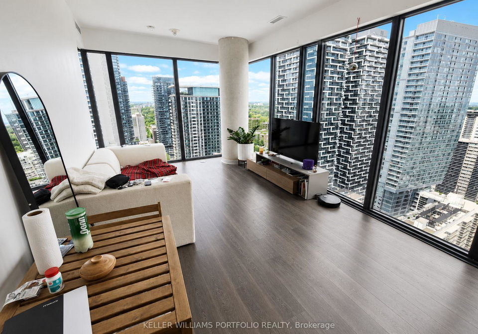 161-roehampton-avenue-toronto-ontario-c13429074