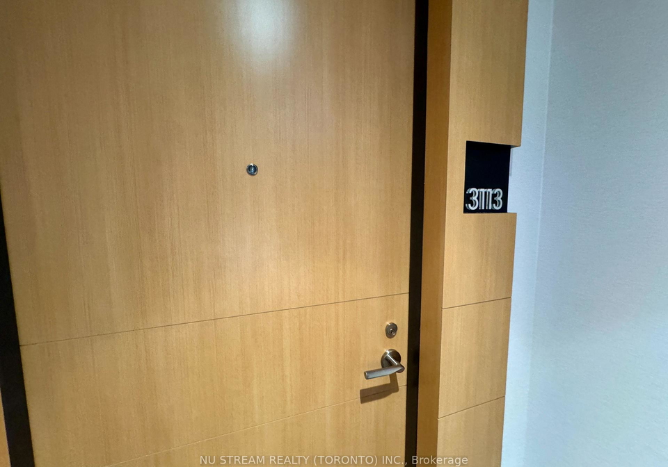11-wellesley-street-w-toronto-ontario-c13429356