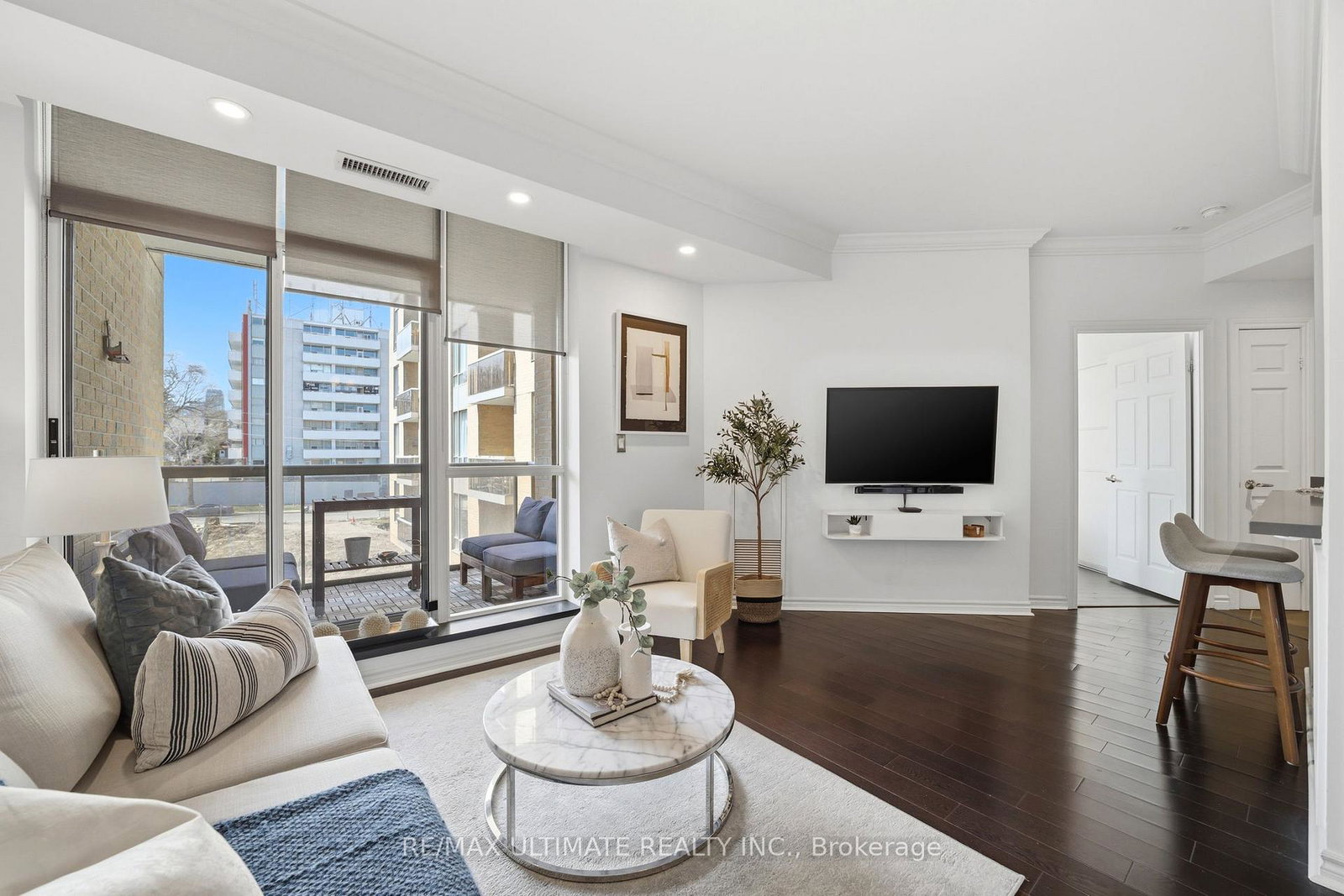 1750-bayview-avenue-toronto-ontario-c13429358