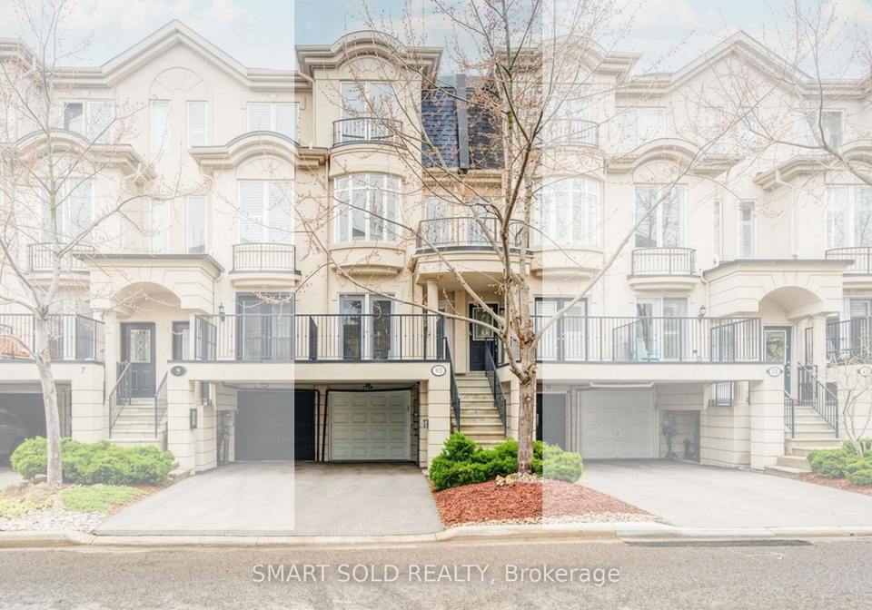 11-humphrey-gate-north-york-ontario-c13429590