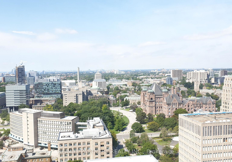 832-bay-street-toronto-ontario-c13429600