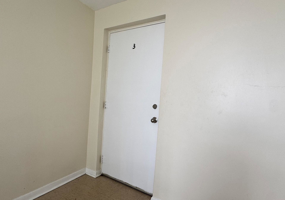 242-wilmington-avenue-toronto-ontario-c13429940