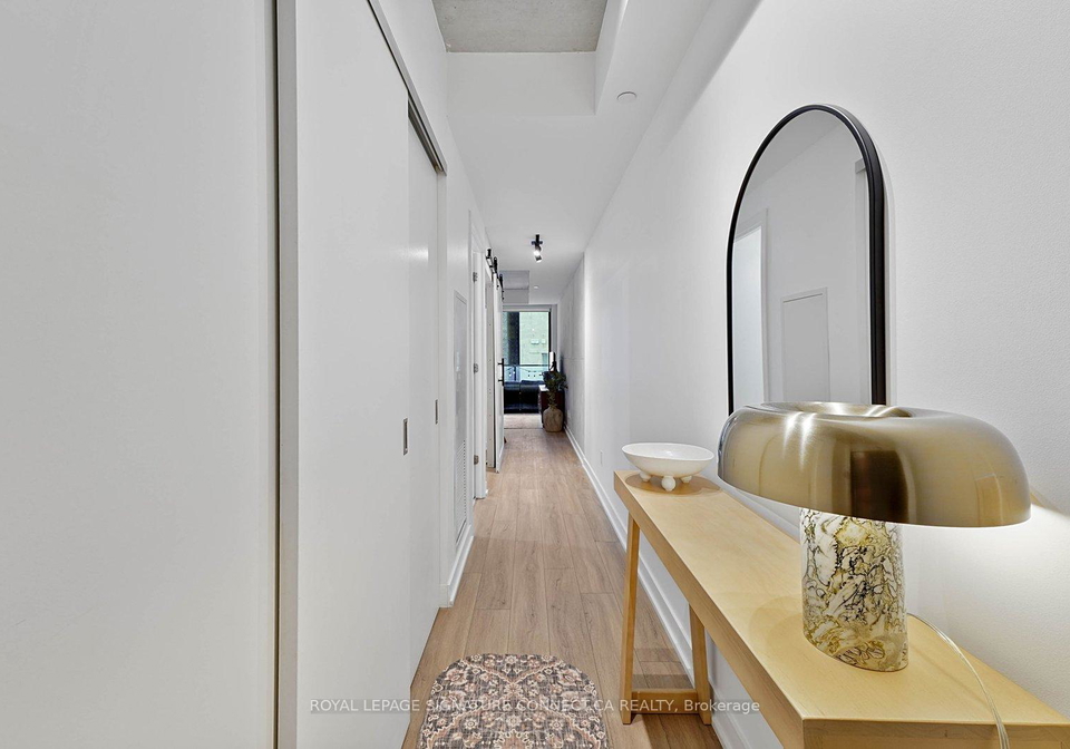 458-richmond-street-w-toronto-ontario-c13430070