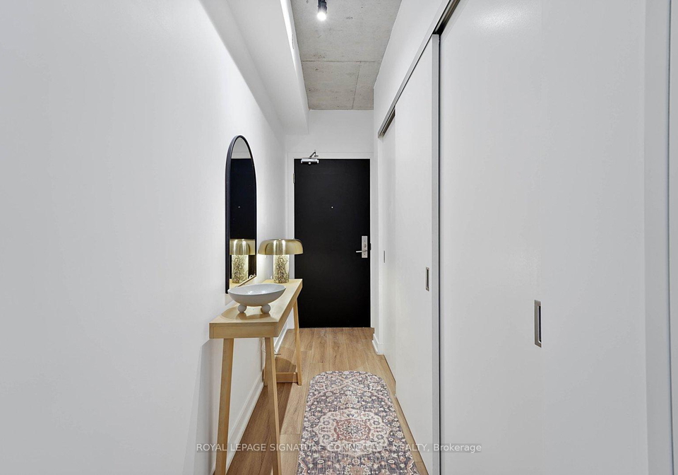 458-richmond-street-w-toronto-ontario-c13430070