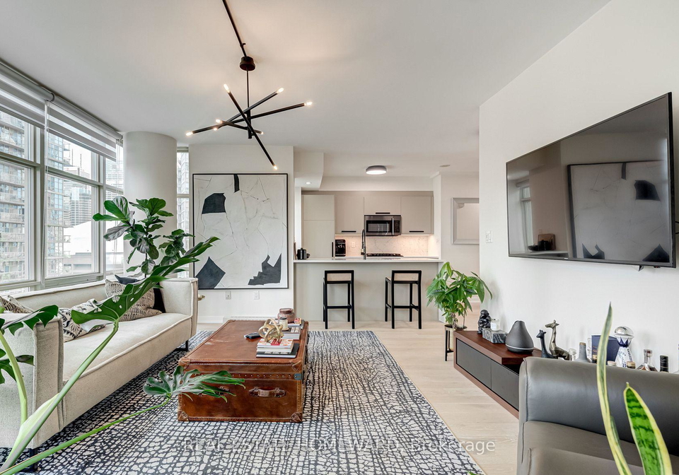 35-mariner-terrace-toronto-ontario-c13430210