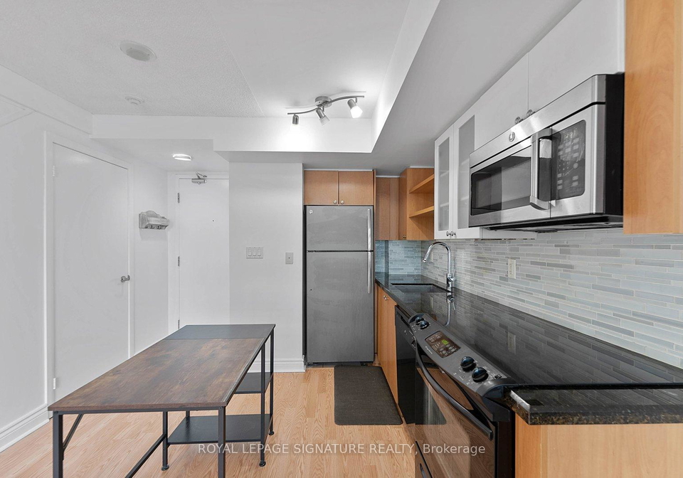600-fleet-street-toronto-ontario-c13430272