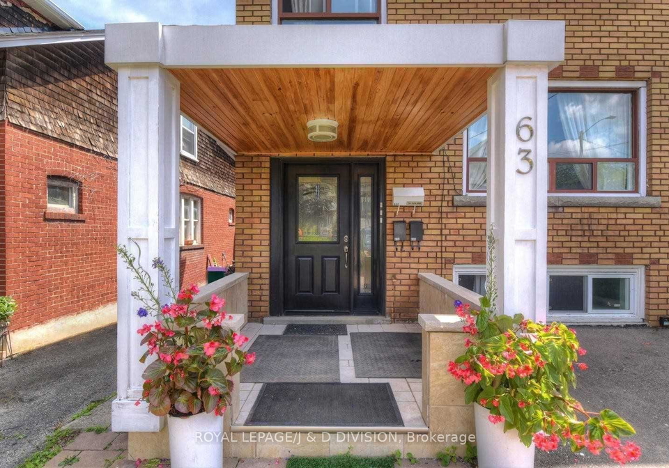 6earlsdale-avenue-toronto-ontario-c13430494