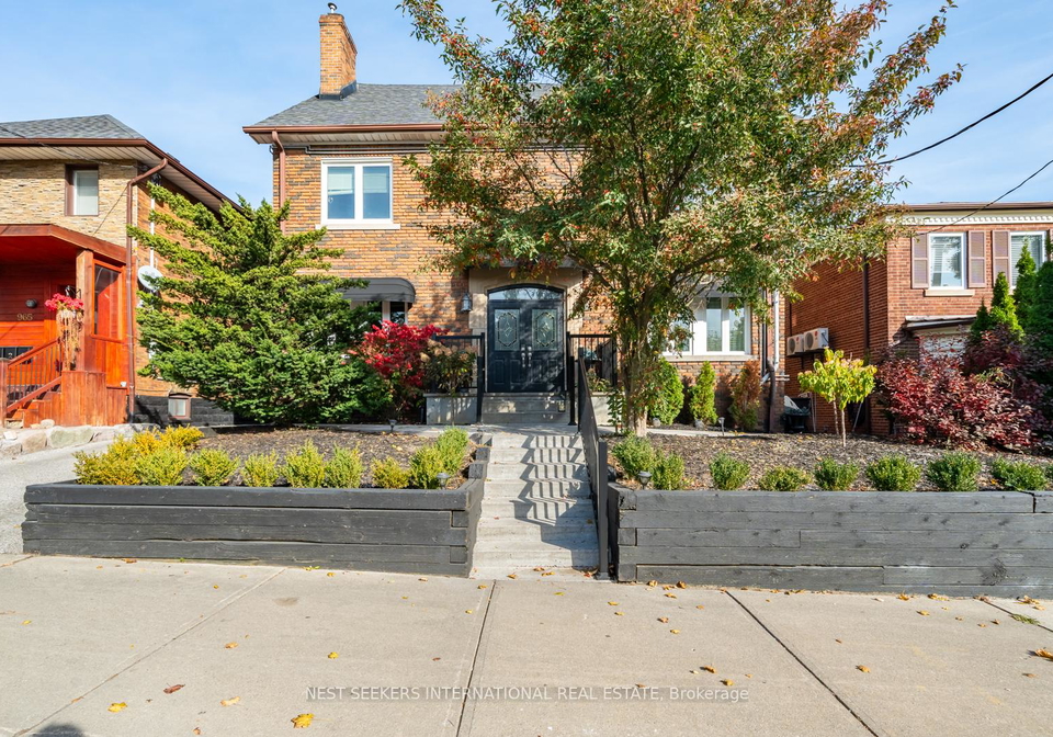 963-avenue-road-toronto-ontario-c13430512