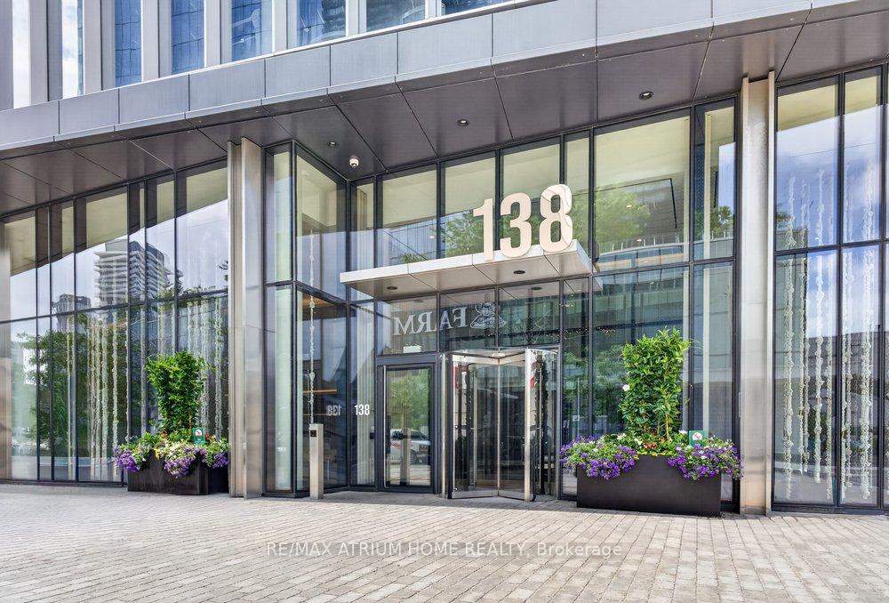 138-downes-street-toronto-ontario-c13430548