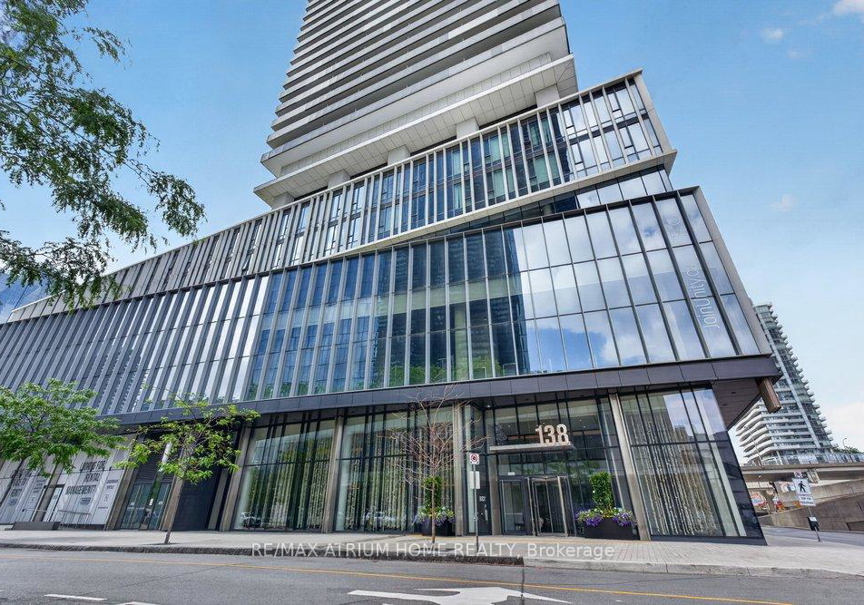 138-downes-street-toronto-ontario-c13430548