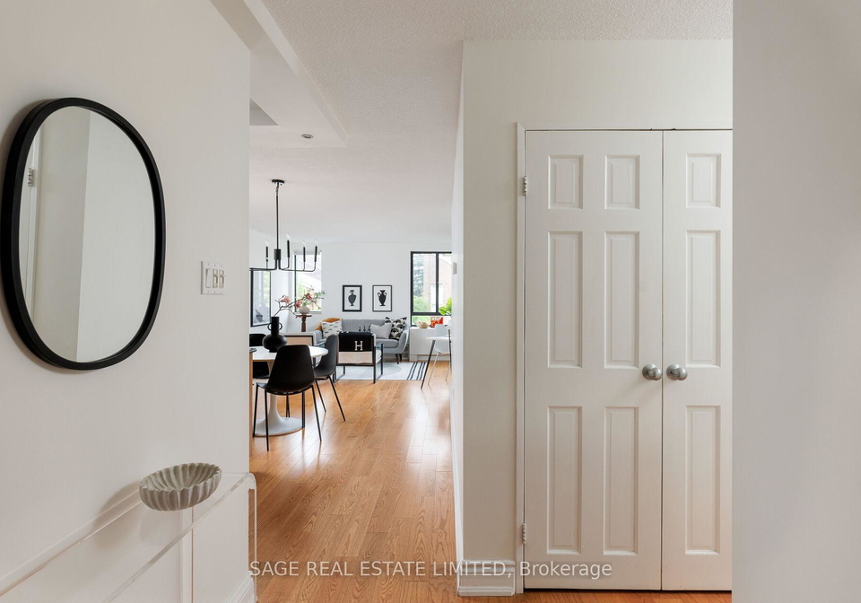 40-sylvan-valley-toronto-ontario-c13430568