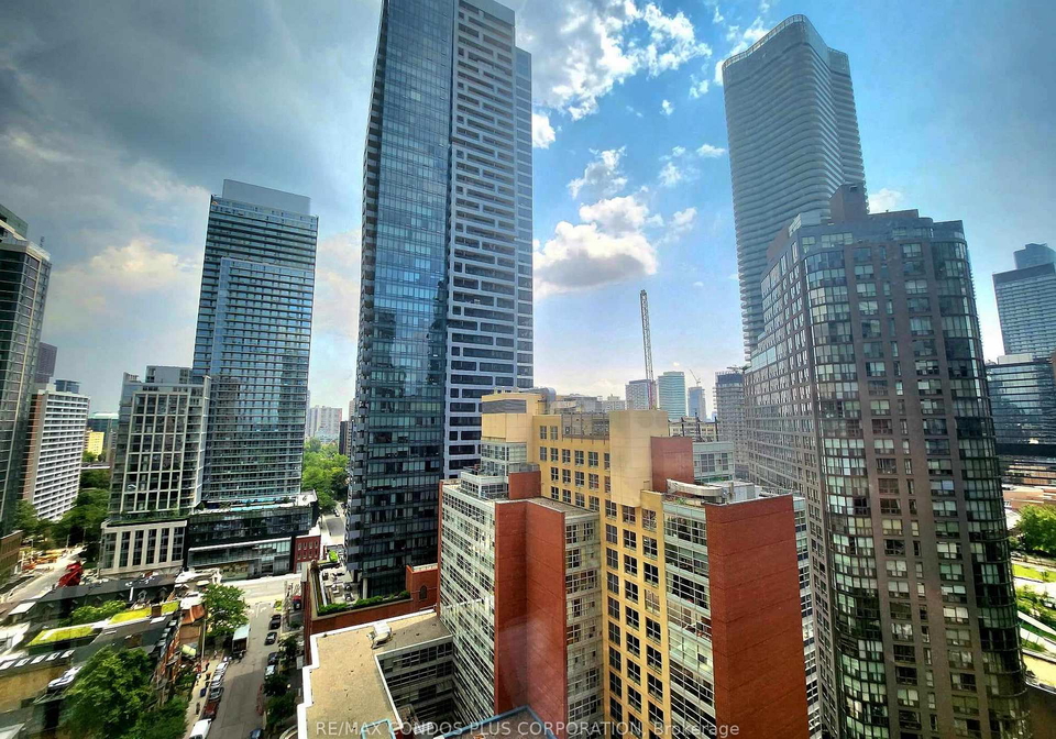 1001-bay-street-toronto-ontario-c13430802