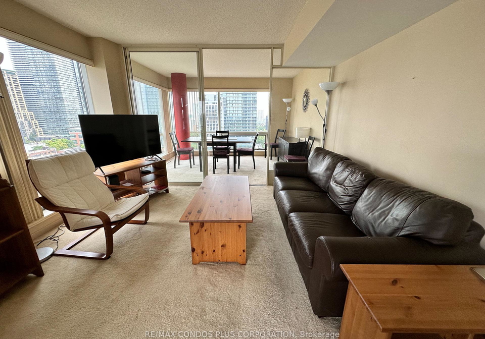 1001-bay-street-toronto-ontario-c13430802