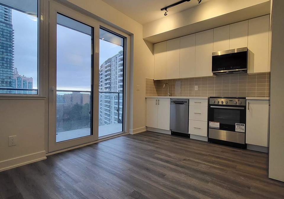15-ellerslie-avenue-toronto-ontario-c13430978