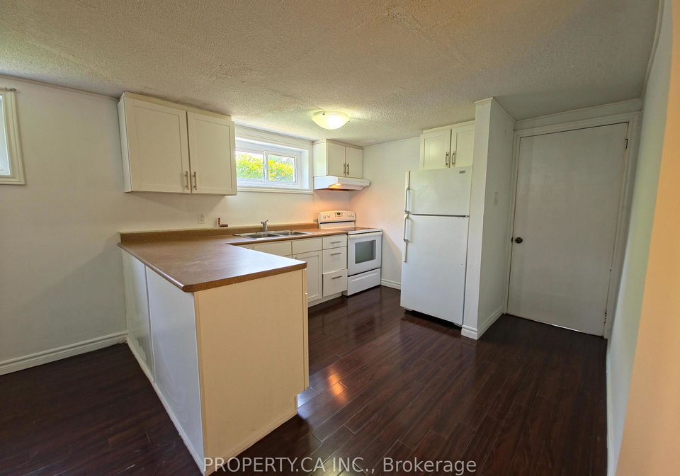 86-tuscarora-drive-north-york-ontario-c13431144