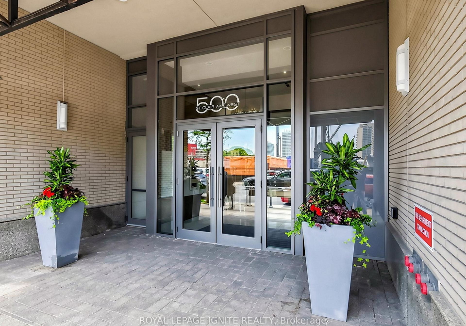 500-stclair-avenue-w-toronto-ontario-c13431196