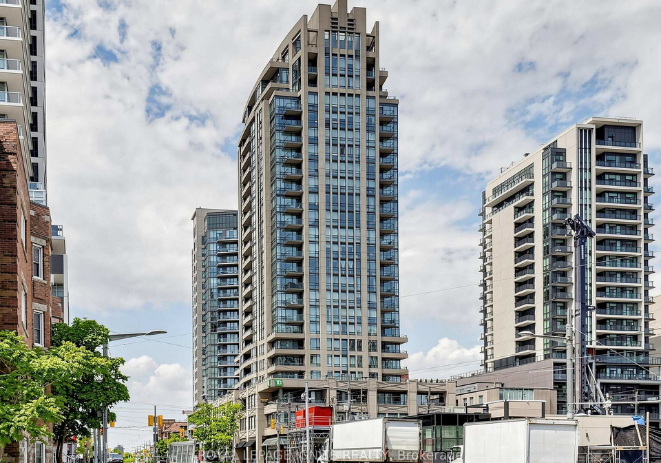 500-stclair-avenue-w-toronto-ontario-c13431196