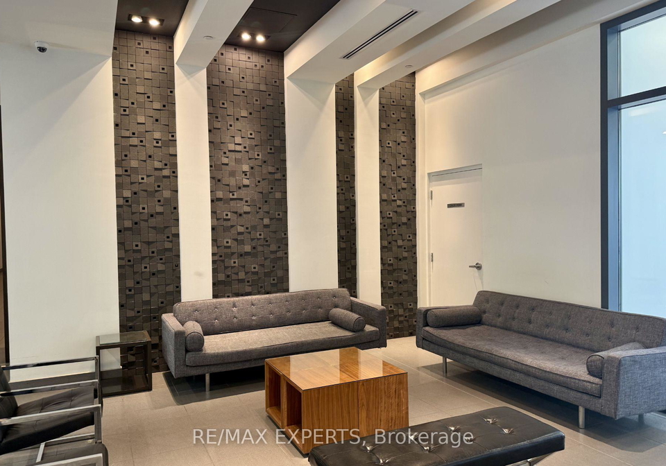 20-bruyeres-mews-toronto-ontario-c13431416