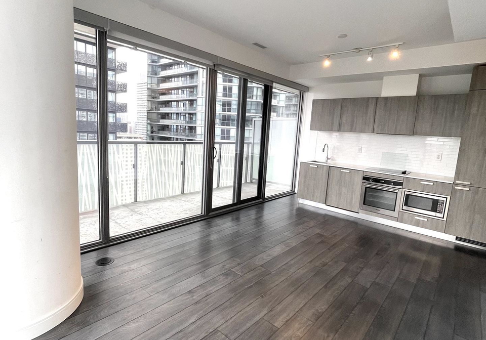 50-charles-street-e-toronto-ontario-c13431558