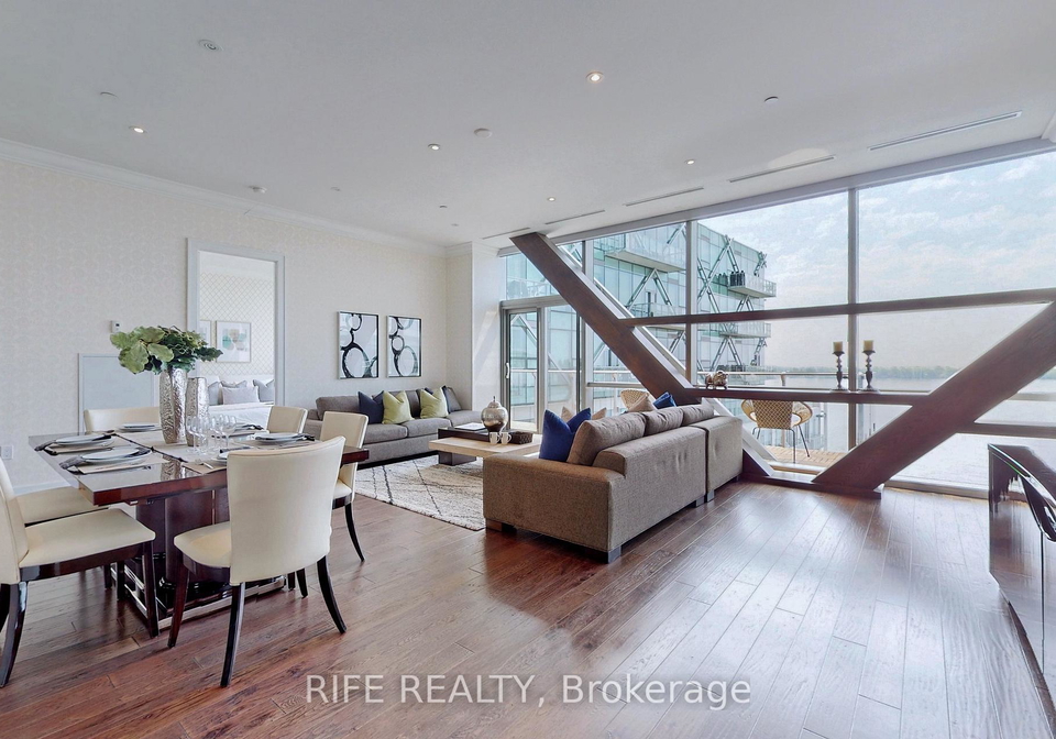 39-queens-quay-e-toronto-ontario-c13432292