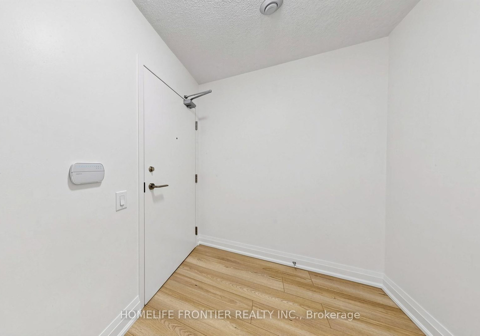 19-singer-court-north-york-ontario-c13432296