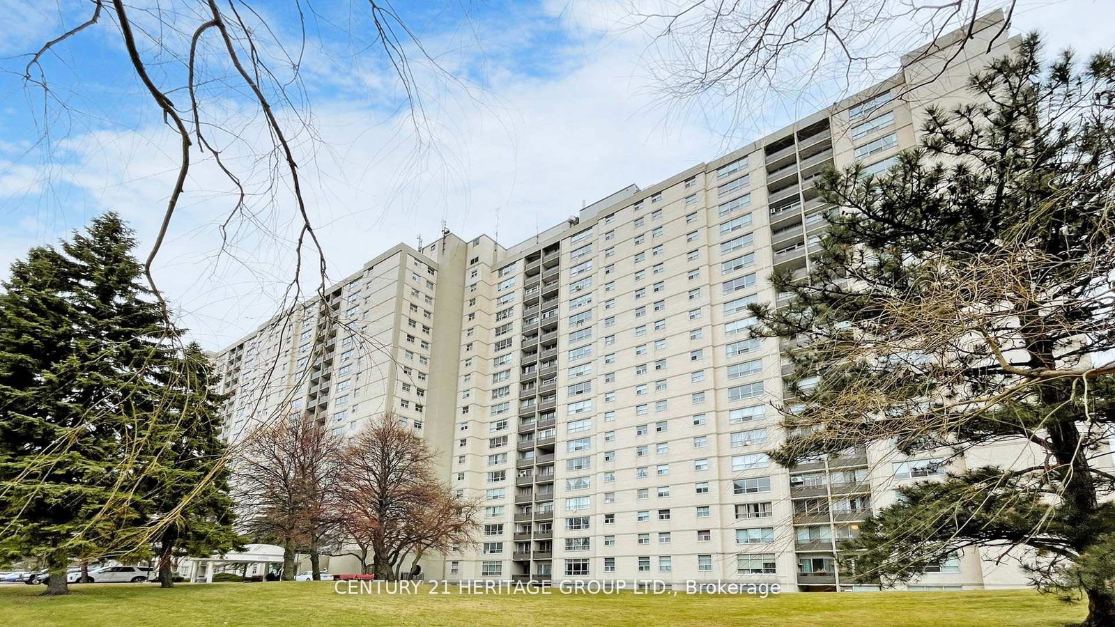 5-parkway-forest-drive-north-york-ontario-c13432444