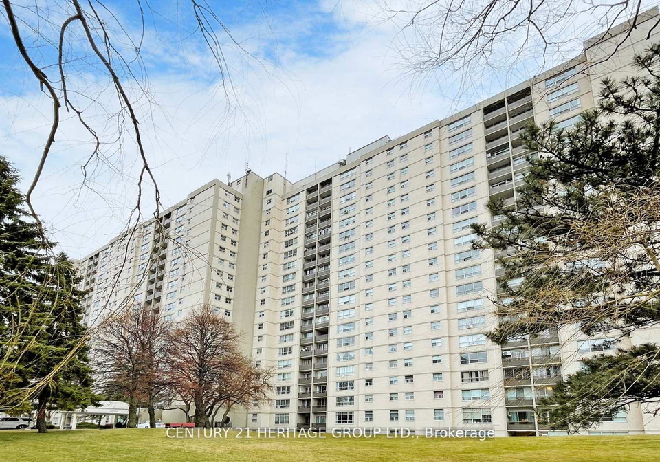5-parkway-forest-drive-north-york-ontario-c13432444