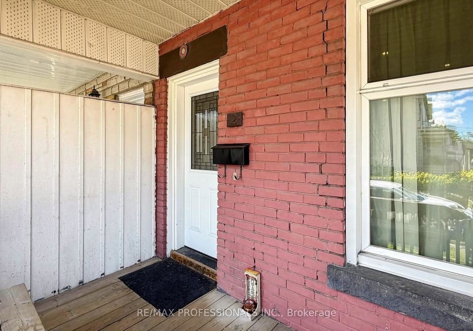 2-muir-avenue-toronto-ontario-c13432470