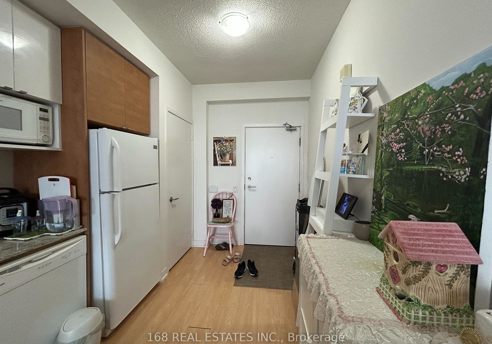 121-mcmahon-drive-north-york-ontario-c13432630