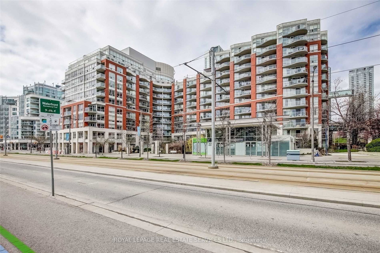 550-queens-quay-toronto-ontario-c13432634