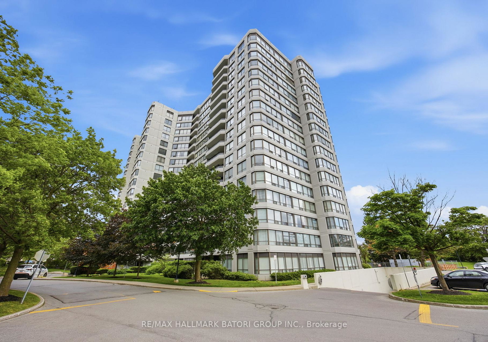 1121-steeles-avenue-w-toronto-ontario-c13432692