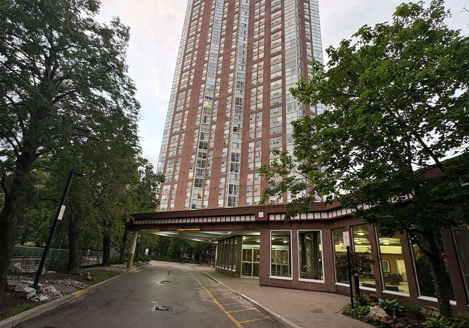 7-concorde-place-north-york-ontario-c13432770