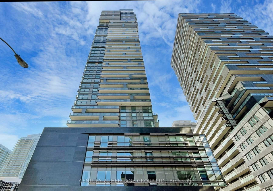 39-roehampton-avenue-toronto-ontario-c13432860