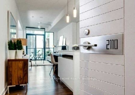 110-charles-street-e-toronto-ontario-c13433004