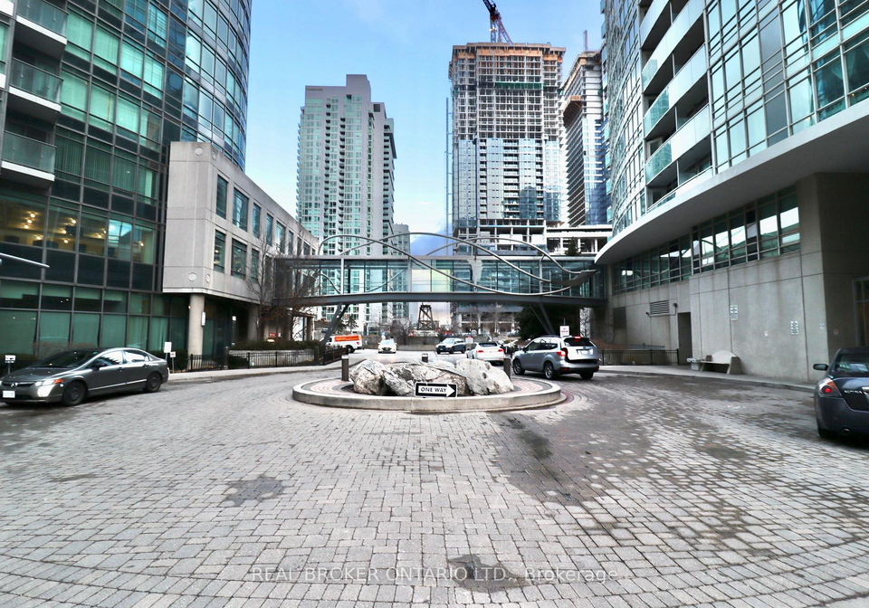 397-front-street-n-toronto-ontario-c13433236