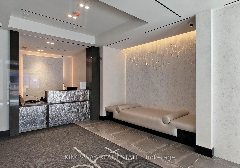 8-cumberland-street-toronto-ontario-c13433260