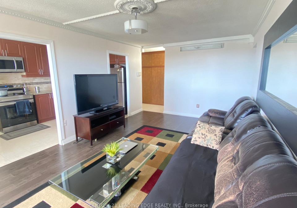 735-don-mills-road-east-york-ontario-c13433328