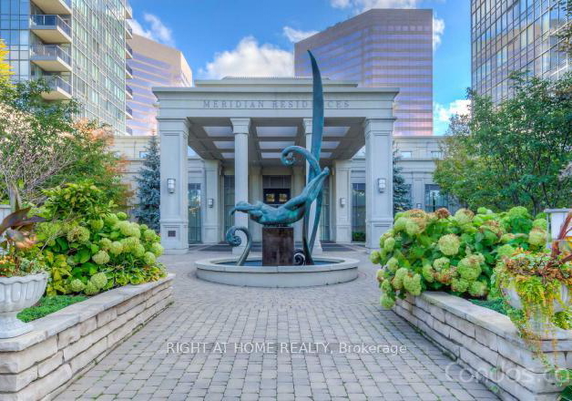 15-greenview-avenue-toronto-ontario-c13433820