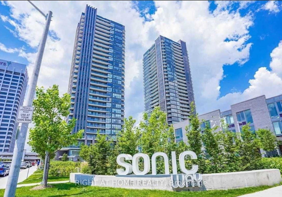 6-sonic-way-ne-east-york-ontario-c13433878