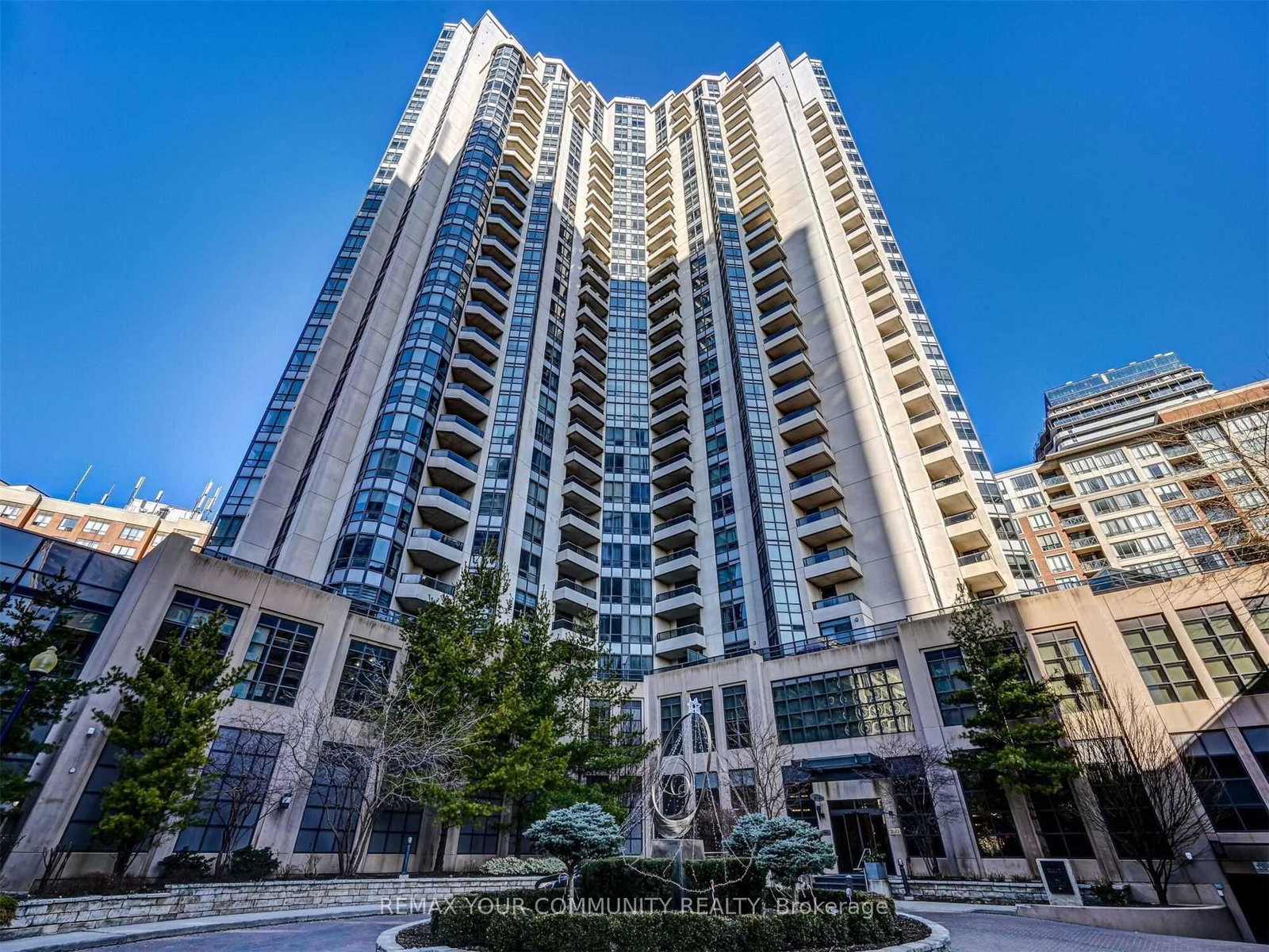 500-doris-avenue-north-york-ontario-c13433910