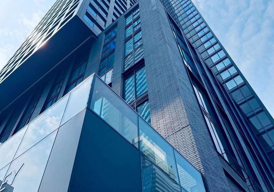 8-wellesley-street-w-toronto-ontario-c13434050