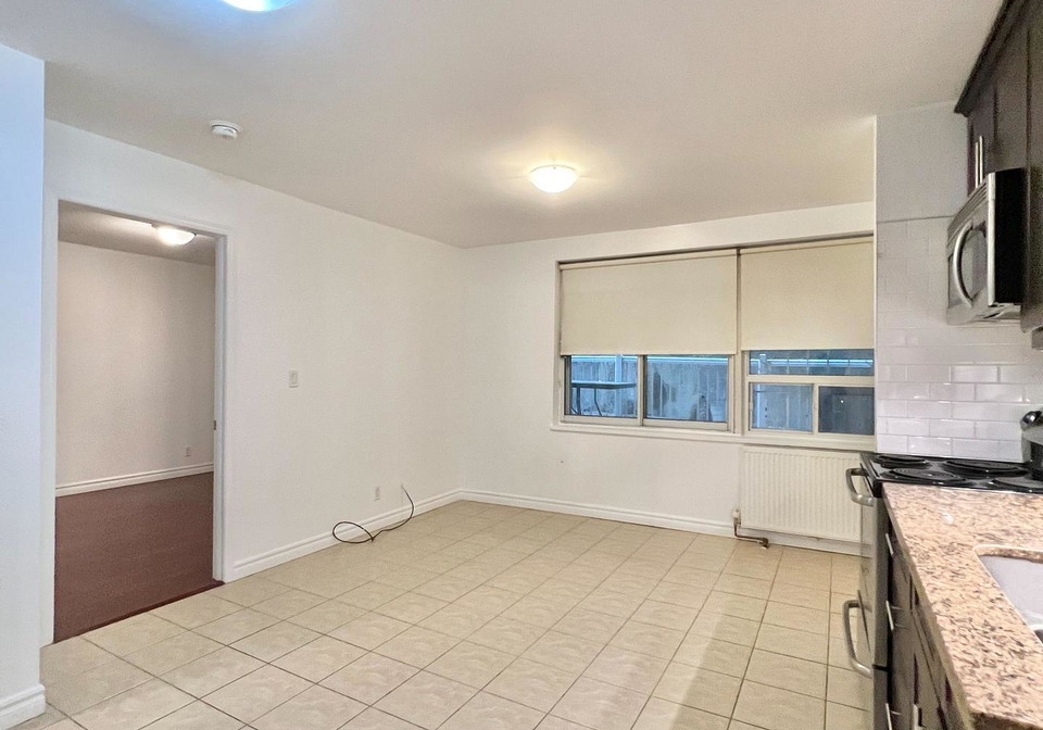 640-davenport-road-toronto-ontario-c13434110