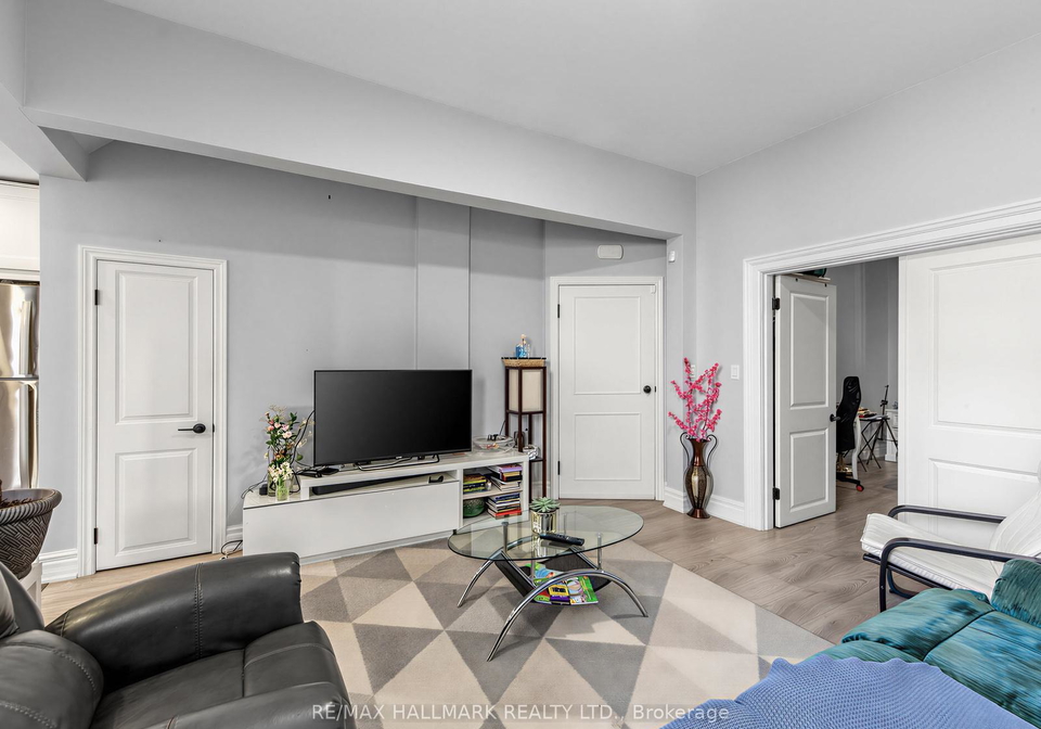 141-palmerston-avenue-toronto-ontario-c13434248