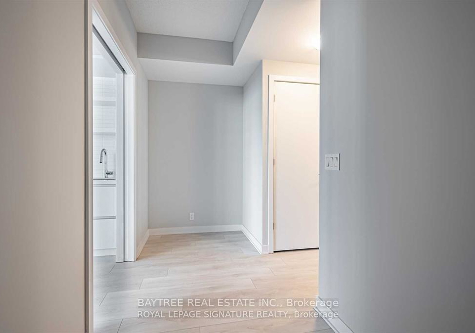 2221-yonge-street-toronto-ontario-c13434274