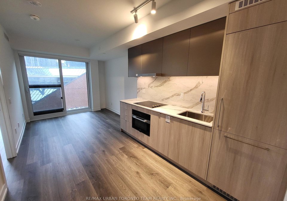 771-yonge-street-toronto-ontario-c13434374