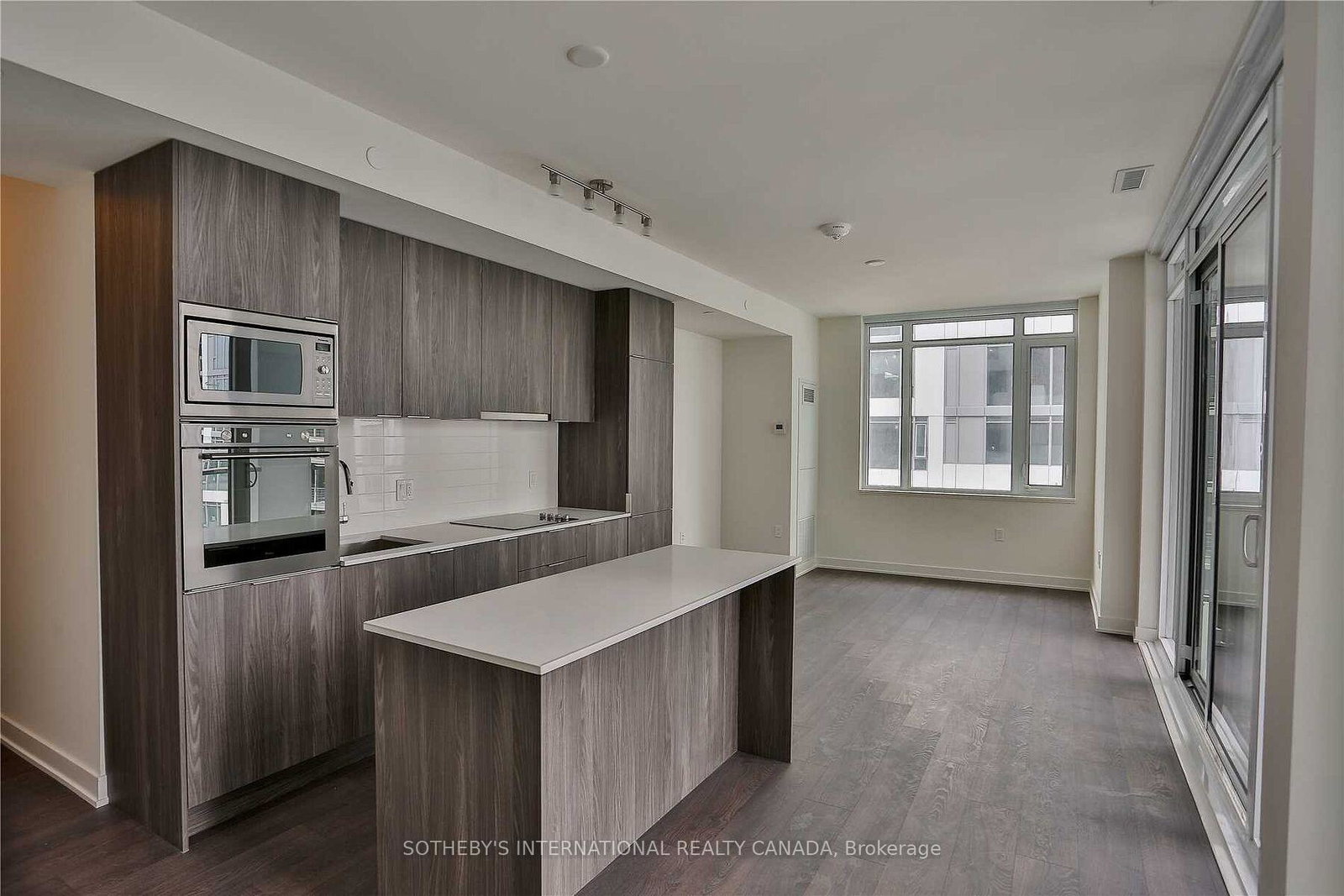 576-front-street-w-toronto-ontario-c13434492