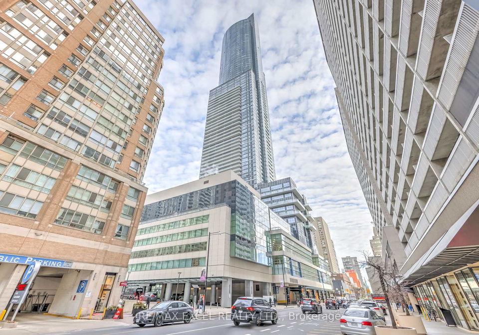 386-yonge-street-toronto-ontario-c13434546