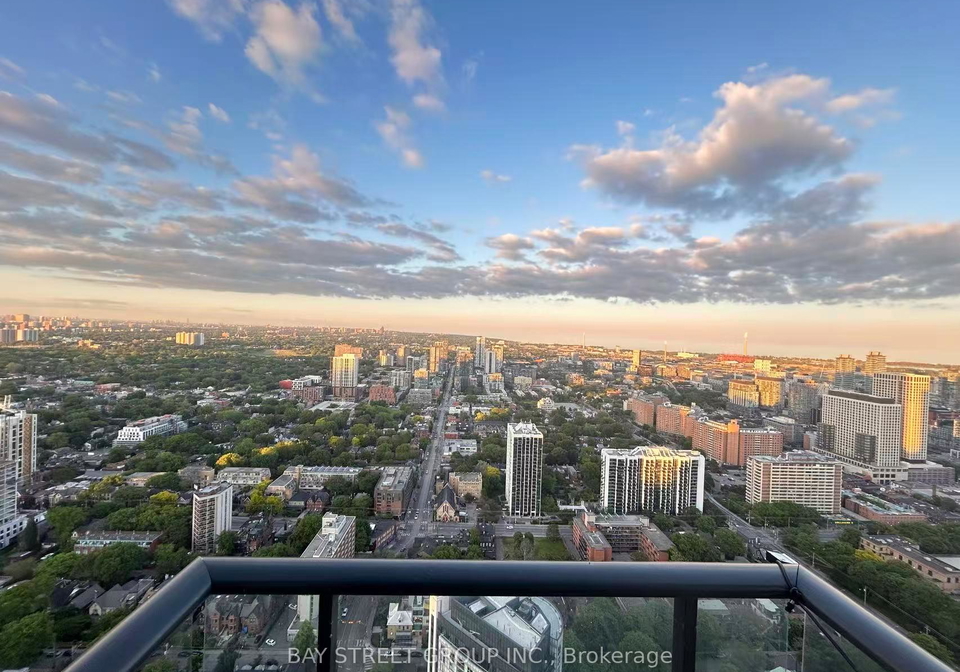251-jarvis-street-toronto-ontario-c13434594