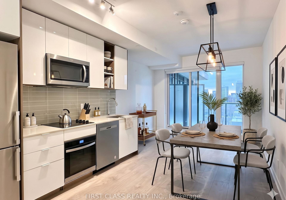 543-richmond-street-w-toronto-ontario-c13434654