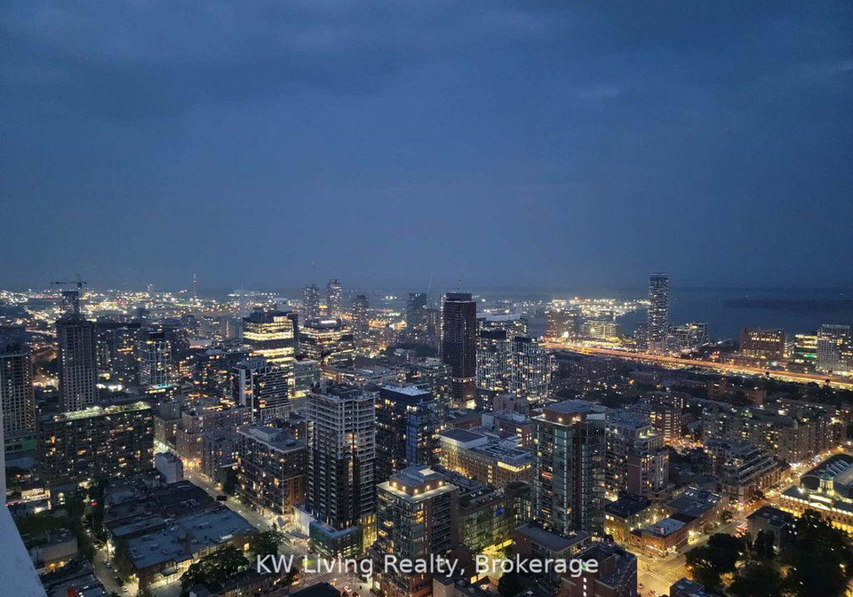 88-queen-street-e-toronto-ontario-c13434712